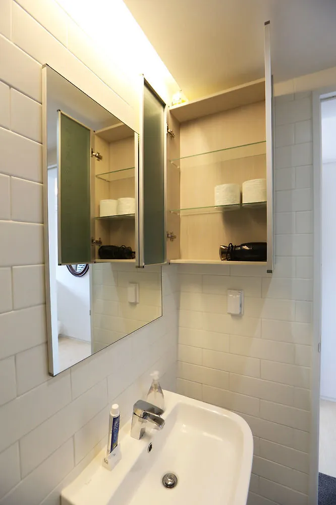 Hotel Runway Guesthouse - Hostel Incheon