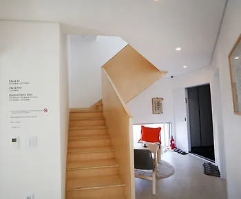 Runway Guesthouse - Hostel Incheon 2*,  South Korea