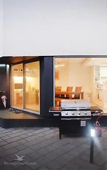 ** Hotel Runway Guesthouse - Hostel Incheon South Korea